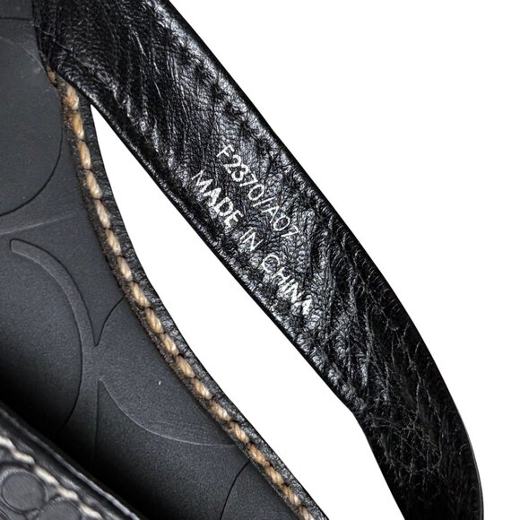 Coach Debbie Signature Embossed Flat Thong Flip-Flop Sandals (Black) - Size 9 - Picture 4 of 12
